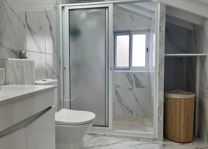 Casa Dos 4 Platanos * ポヴォアサン